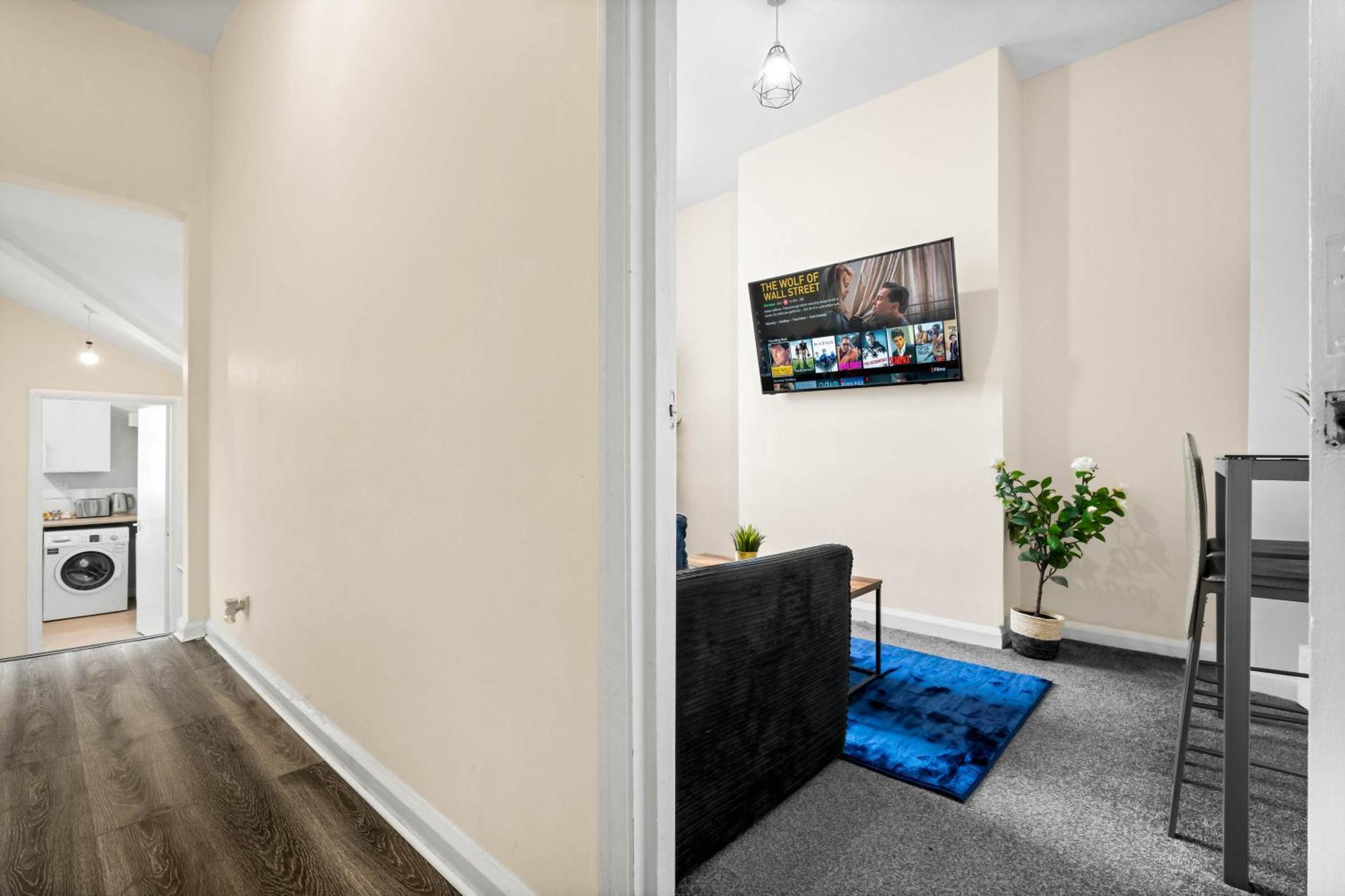 Two Bedroom Apartment - Single Beds - Accommodates 3 - Street Parking - Top Rated -Wbb West Bromwich Buitenkant foto